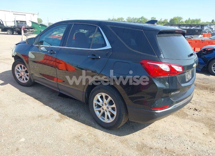 Photo 3 of 2020 Chevrolet Equinox FWD LT 1.5L TURBO (VIN 2GNAXKEV3L6193912)