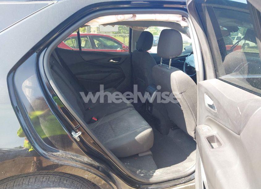 Photo 8 of 2020 Chevrolet Equinox FWD LT 1.5L TURBO (VIN 2GNAXKEV3L6193912)