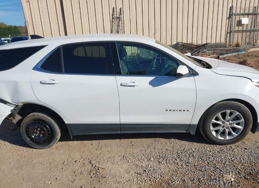 Photo 13 of 2020 Chevrolet Equinox FWD LT 1.5L TURBO (VIN 2GNAXKEV3L6201457)