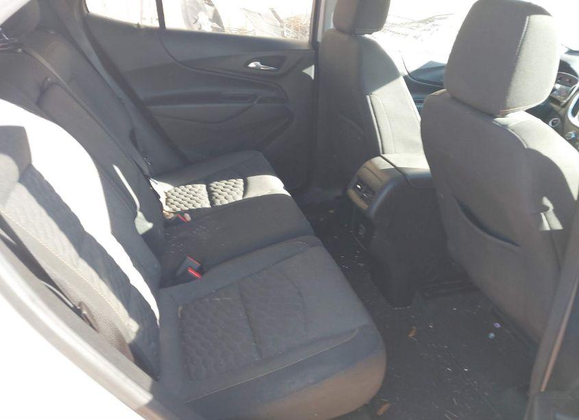 Photo 8 of 2020 Chevrolet Equinox FWD LT 1.5L TURBO (VIN 2GNAXKEV3L6201457)