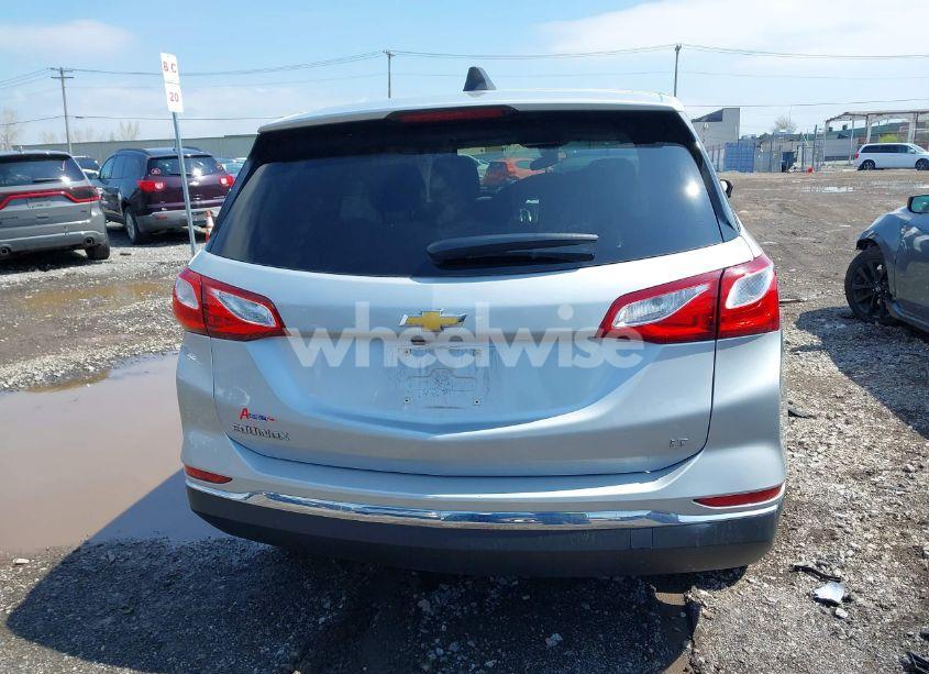 Photo 16 of 2020 Chevrolet Equinox FWD LT 1.5L TURBO (VIN 2GNAXKEV3L6226178)