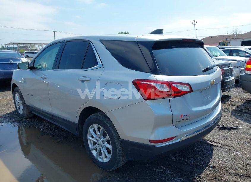 Photo 3 of 2020 Chevrolet Equinox FWD LT 1.5L TURBO (VIN 2GNAXKEV3L6226178)
