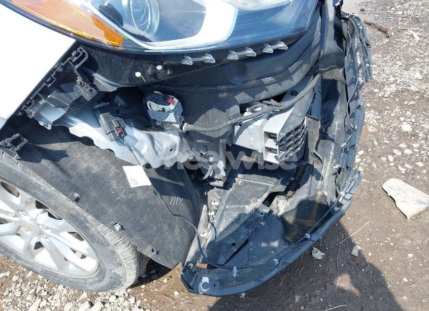 Photo 6 of 2020 Chevrolet Equinox FWD LT 1.5L TURBO (VIN 2GNAXKEV3L6226178)