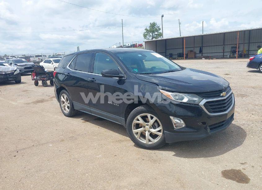 2020 Chevrolet Equinox FWD LT 1.5L TURBO (VIN 2GNAXKEV3L6249671) main photo