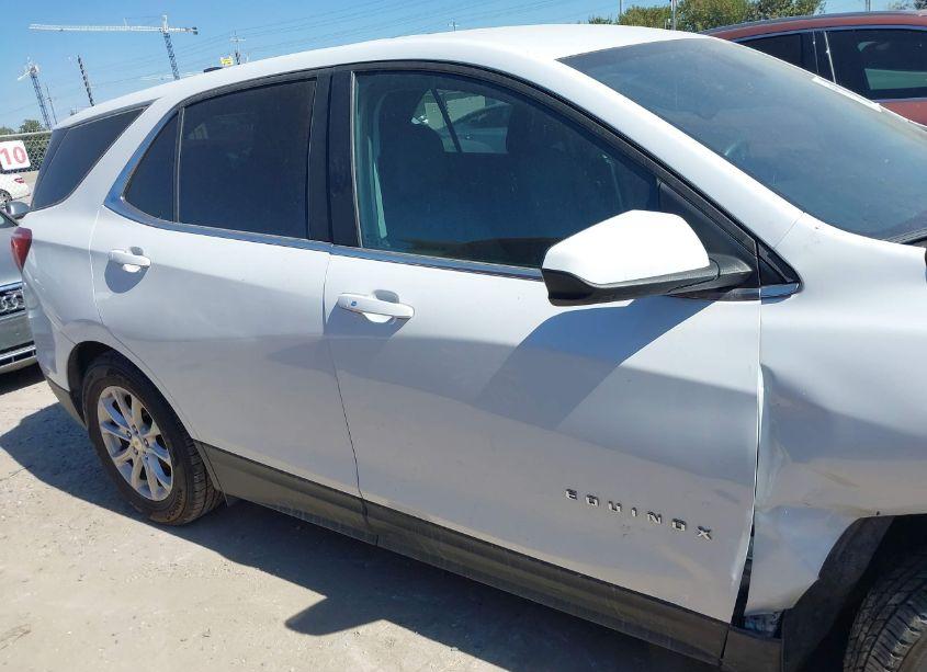 Photo 13 of 2021 Chevrolet Equinox FWD LT (VIN 2GNAXKEV3M6107788)