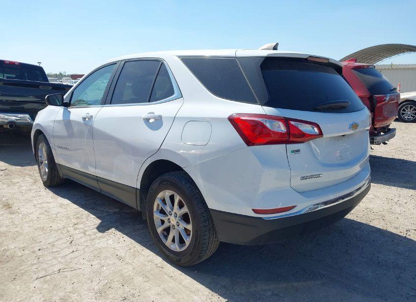 Photo 3 of 2021 Chevrolet Equinox FWD LT (VIN 2GNAXKEV3M6107788)