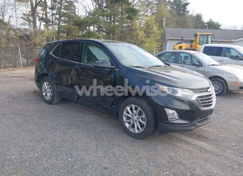 2019 Chevrolet Equinox LT (VIN 2GNAXKEV4K6118943) main photo