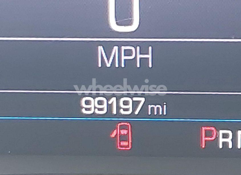 Photo 15 of 2019 Chevrolet Equinox LT (VIN 2GNAXKEV4K6118943)