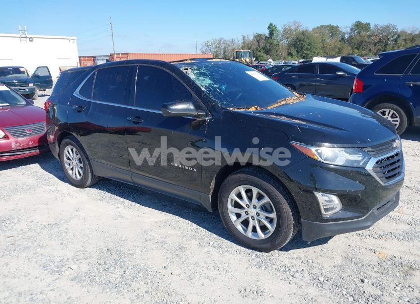 2019 Chevrolet Equinox LT (VIN 2GNAXKEV4K6168242) main photo
