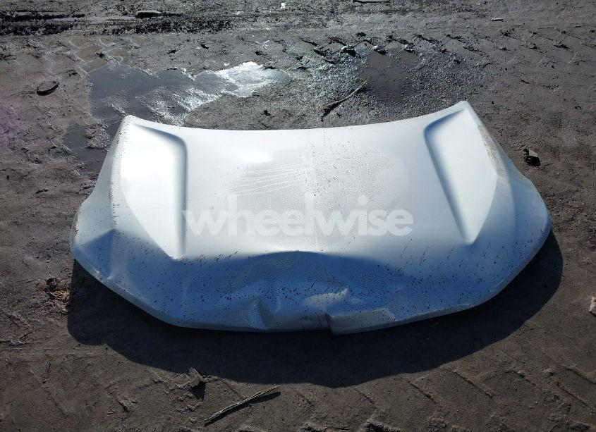 Photo 12 of 2019 Chevrolet Equinox LT (VIN 2GNAXKEV4K6211459)