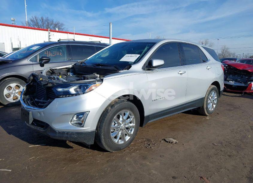 Photo 2 of 2019 Chevrolet Equinox LT (VIN 2GNAXKEV4K6211459)