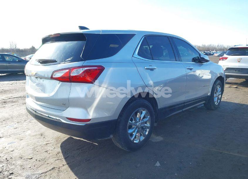 Photo 4 of 2019 Chevrolet Equinox LT (VIN 2GNAXKEV4K6211459)