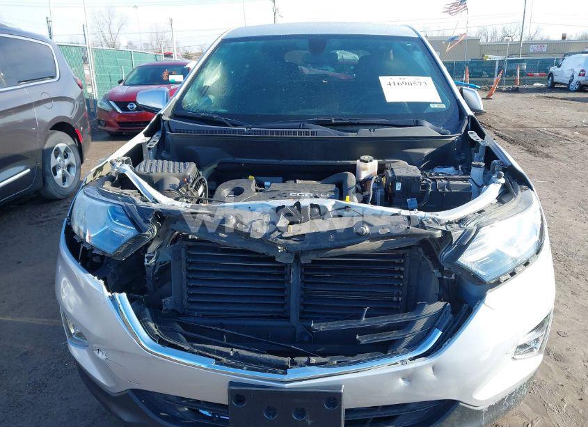 Photo 6 of 2019 Chevrolet Equinox LT (VIN 2GNAXKEV4K6211459)