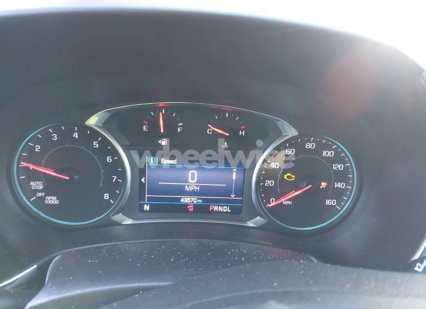 Photo 7 of 2019 Chevrolet Equinox LT (VIN 2GNAXKEV4K6234305)