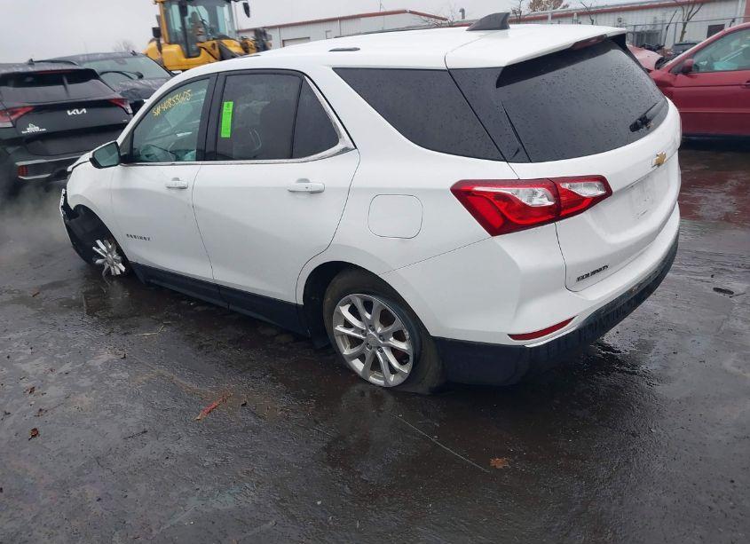 Photo 3 of 2019 Chevrolet Equinox LT (VIN 2GNAXKEV4K6283150)