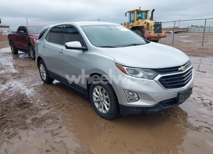 2020 Chevrolet Equinox FWD LT 1.5L TURBO (VIN 2GNAXKEV4L6138871) main photo