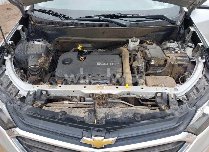 Photo 10 of 2020 Chevrolet Equinox FWD LT 1.5L TURBO (VIN 2GNAXKEV4L6138871)