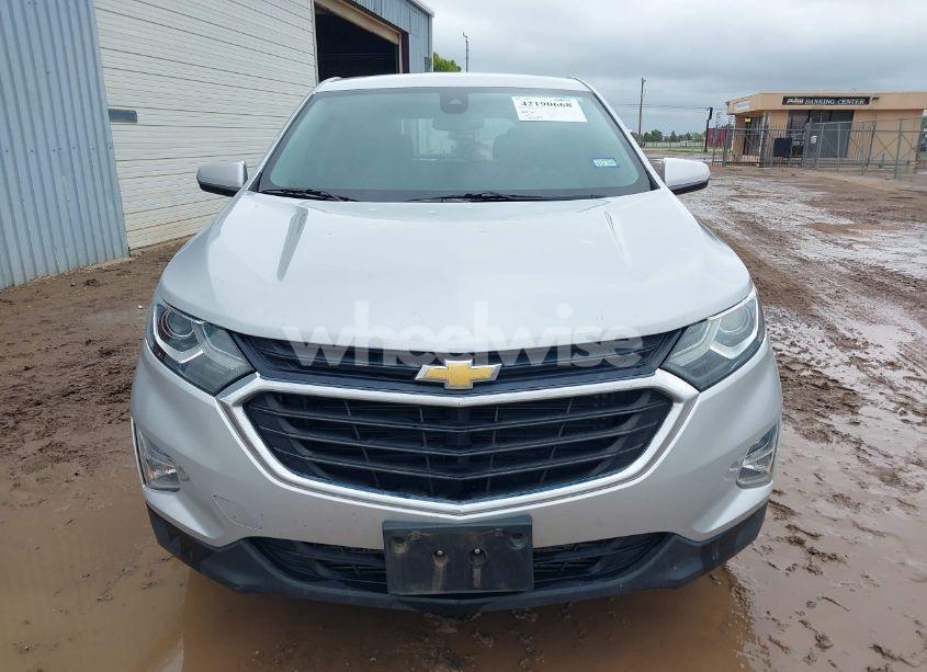 Photo 12 of 2020 Chevrolet Equinox FWD LT 1.5L TURBO (VIN 2GNAXKEV4L6138871)