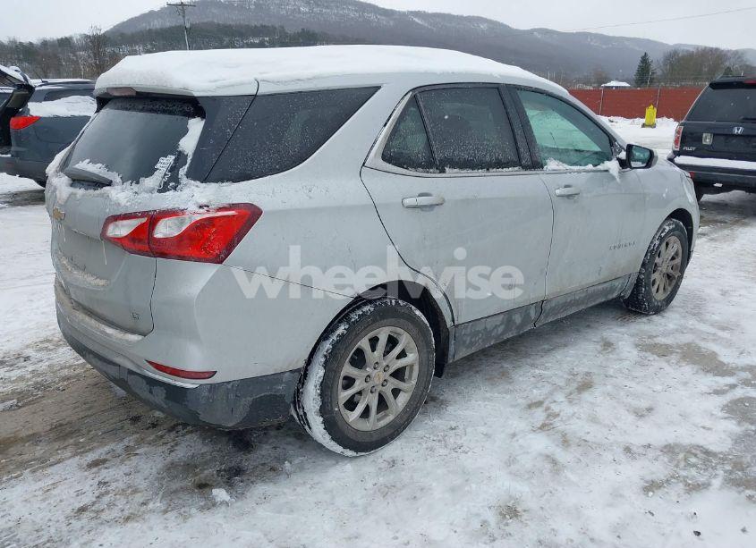 Photo 4 of 2020 Chevrolet Equinox FWD LT 1.5L TURBO (VIN 2GNAXKEV4L6144797)