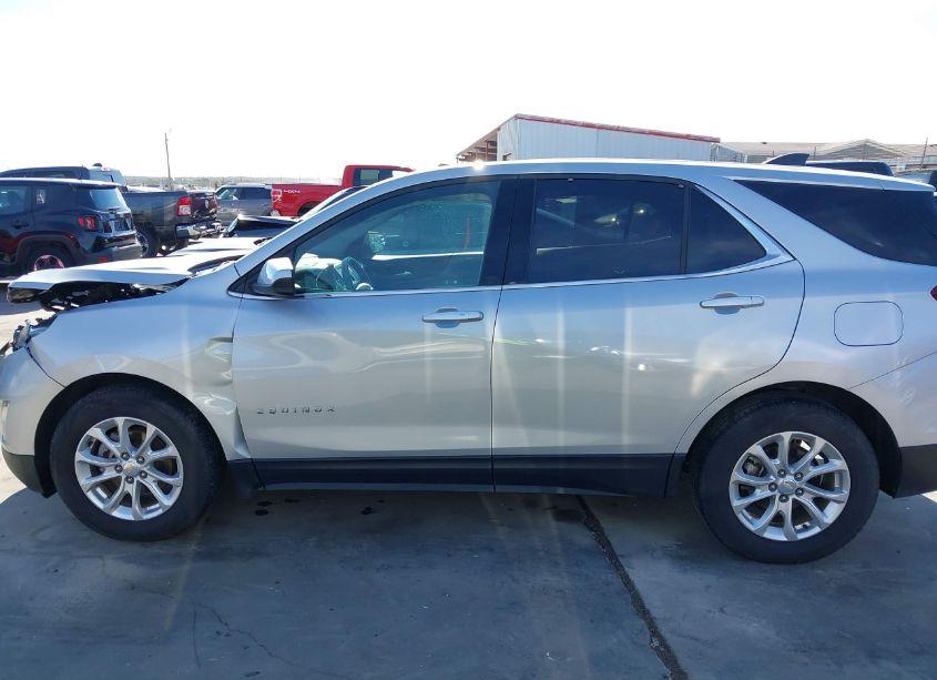 Photo 14 of 2020 Chevrolet Equinox FWD LT 1.5L TURBO (VIN 2GNAXKEV4L6144928)