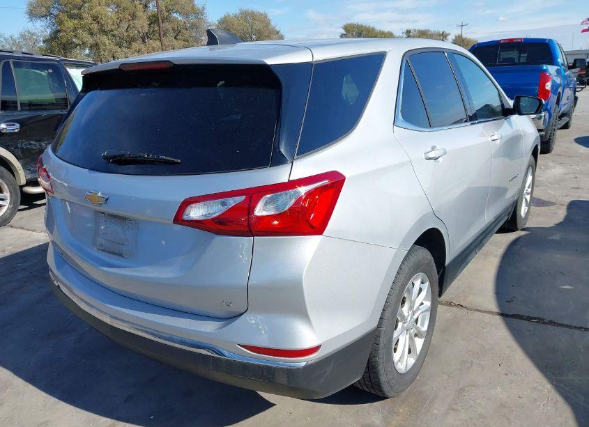 Photo 4 of 2020 Chevrolet Equinox FWD LT 1.5L TURBO (VIN 2GNAXKEV4L6144928)