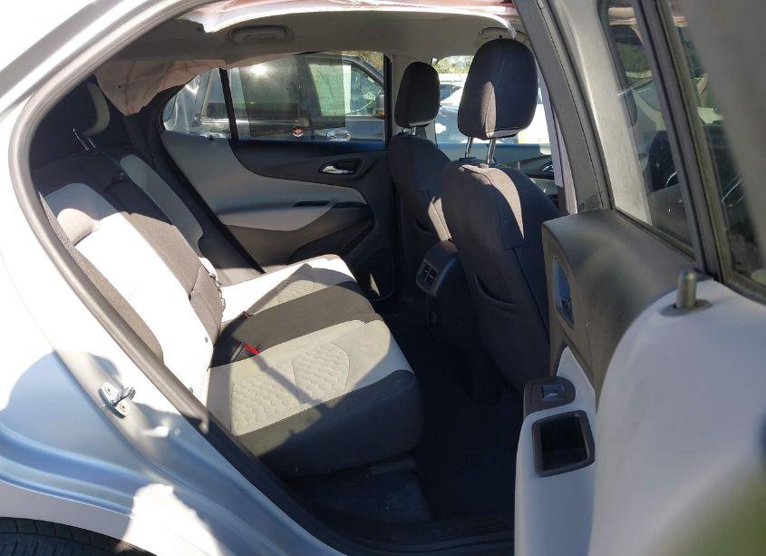 Photo 8 of 2020 Chevrolet Equinox FWD LT 1.5L TURBO (VIN 2GNAXKEV4L6144928)