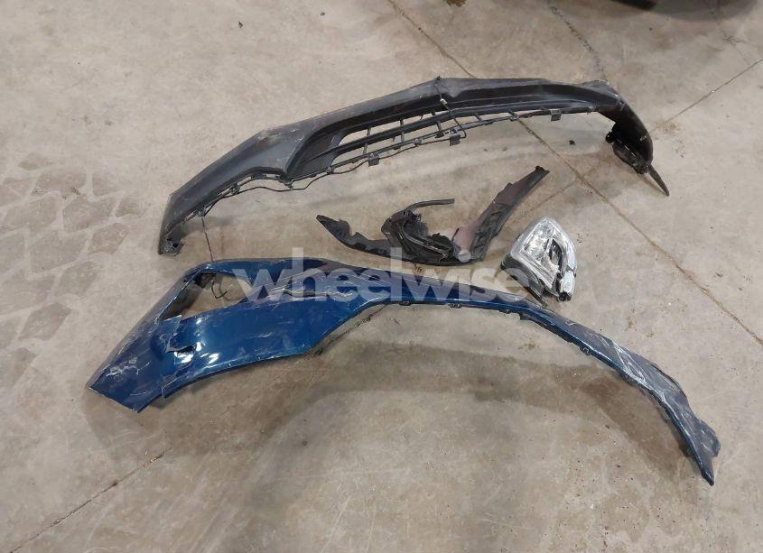 Photo 12 of 2020 Chevrolet Equinox FWD LT 1.5L TURBO (VIN 2GNAXKEV4L6152561)