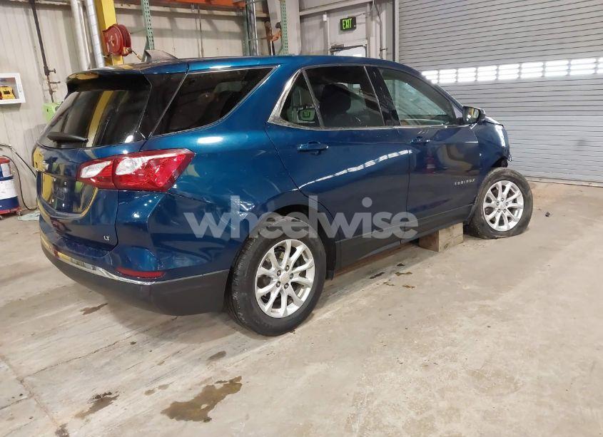 Photo 4 of 2020 Chevrolet Equinox FWD LT 1.5L TURBO (VIN 2GNAXKEV4L6152561)