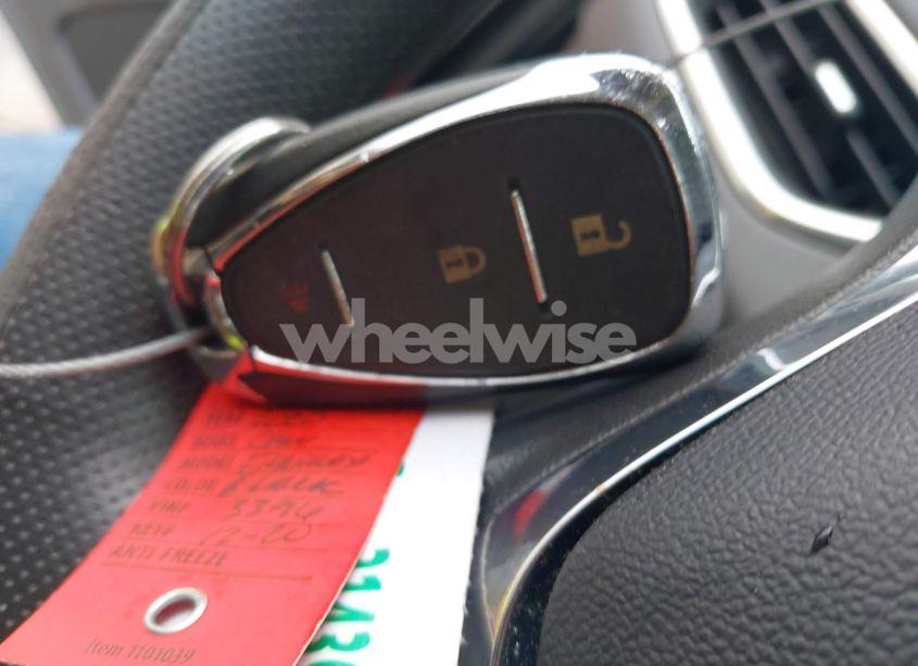 Photo 11 of 2020 Chevrolet Equinox FWD LT 1.5L TURBO (VIN 2GNAXKEV4L6233396)