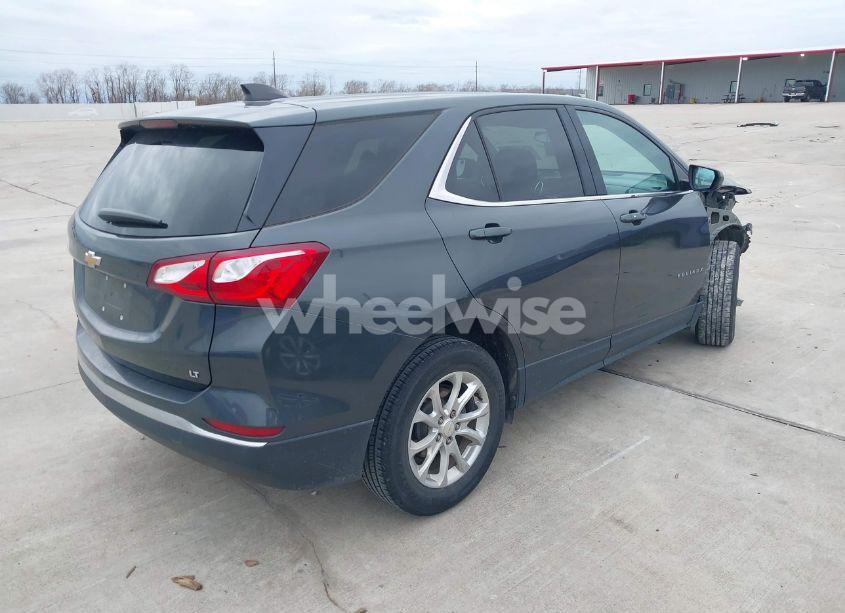 Photo 4 of 2020 Chevrolet Equinox FWD LT 1.5L TURBO (VIN 2GNAXKEV4L6233396)
