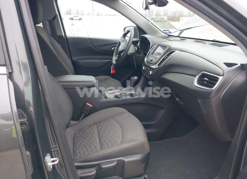 Photo 5 of 2020 Chevrolet Equinox FWD LT 1.5L TURBO (VIN 2GNAXKEV4L6233396)