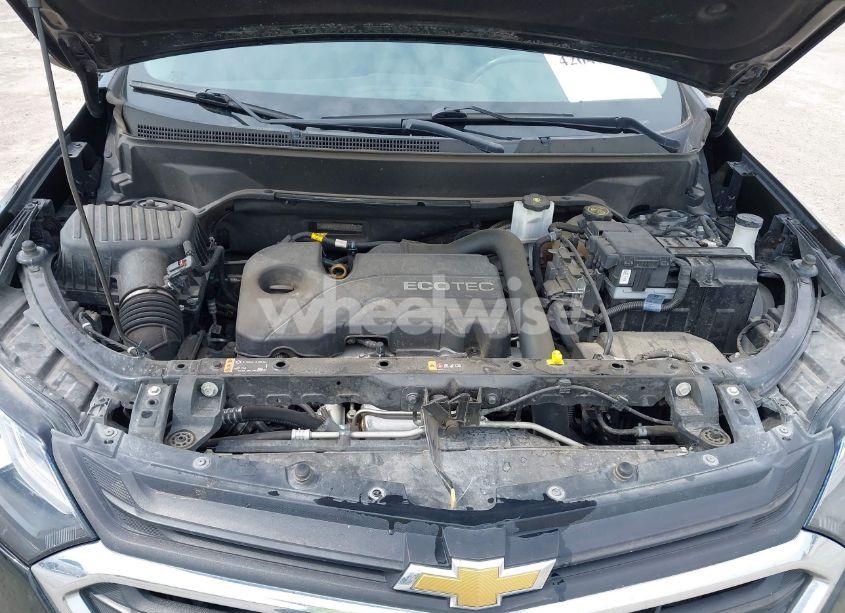 Photo 10 of 2020 Chevrolet Equinox FWD LT 1.5L TURBO (VIN 2GNAXKEV4L6285482)