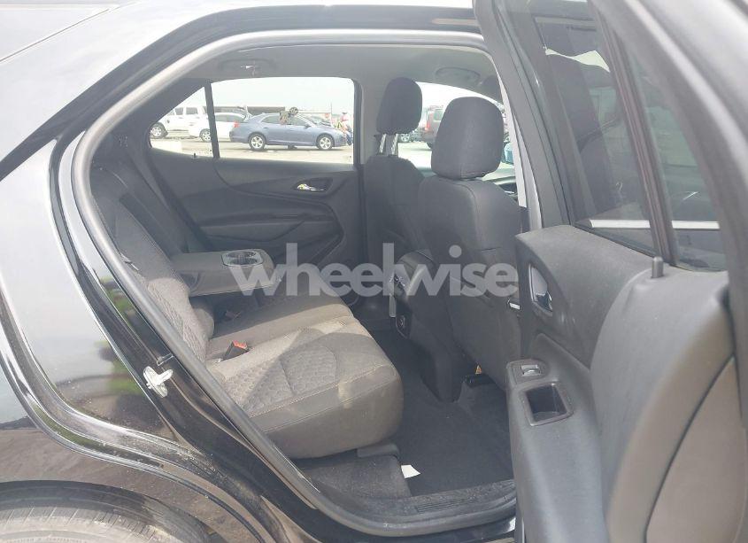 Photo 8 of 2020 Chevrolet Equinox FWD LT 1.5L TURBO (VIN 2GNAXKEV4L6285482)