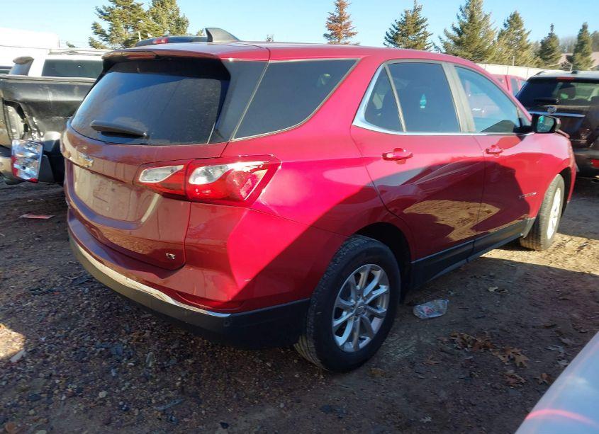 Photo 4 of 2021 Chevrolet Equinox FWD LT (VIN 2GNAXKEV4M6155137)