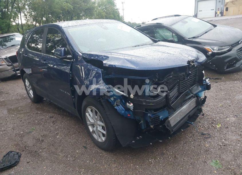 Photo 6 of 2022 Chevrolet Equinox FWD LT (VIN 2GNAXKEV4N6112662)