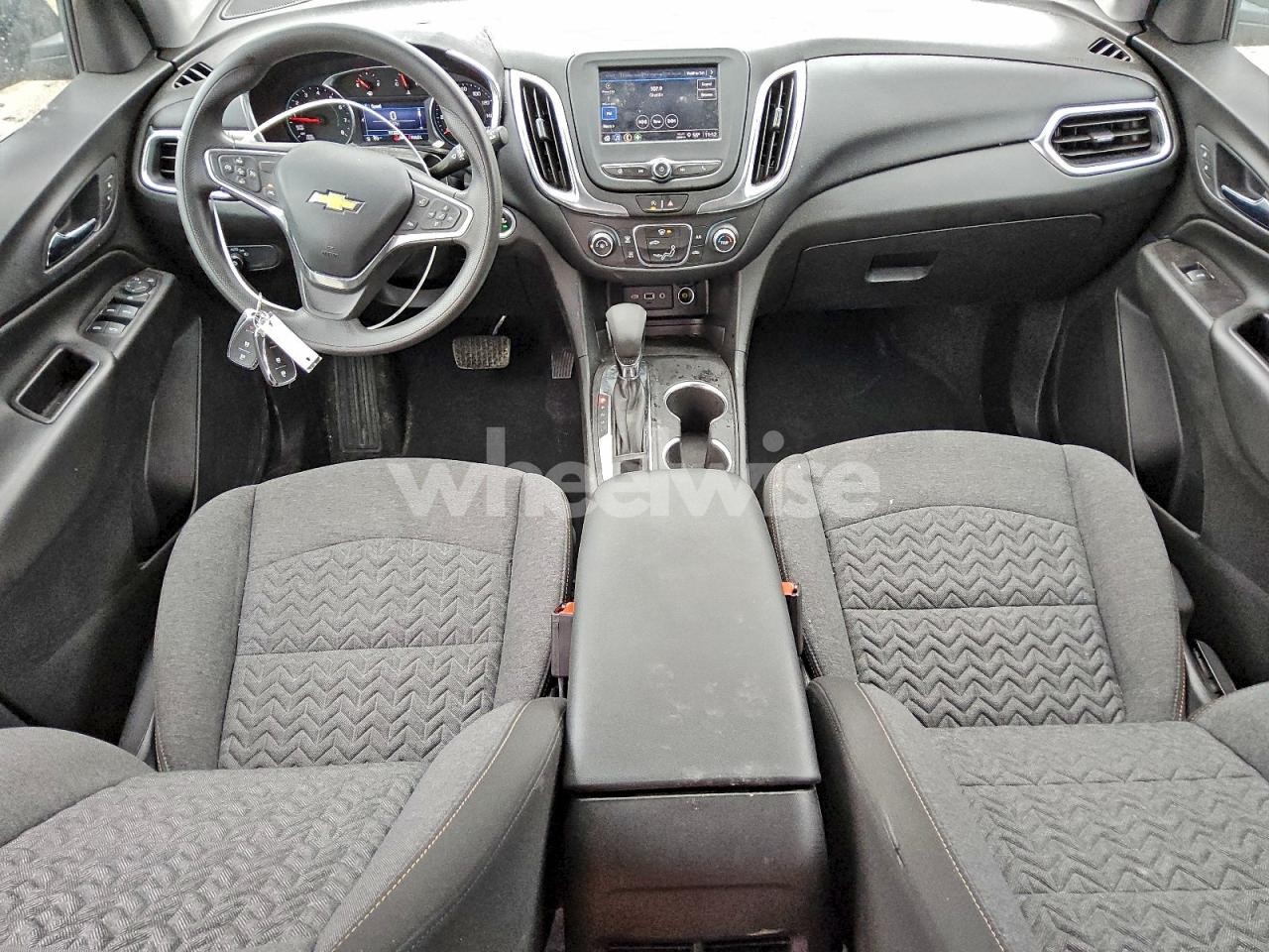 Photo 8 of 2022 CHEVROLET EQUINOX LT (VIN 2GNAXKEV4N6140316)