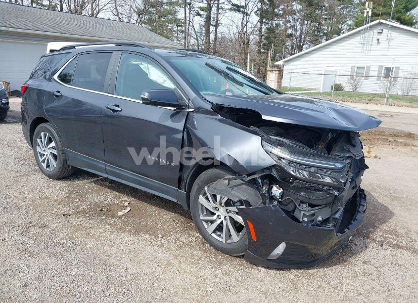 2022 Chevrolet Equinox FWD LT (VIN 2GNAXKEV4N6151932) main photo