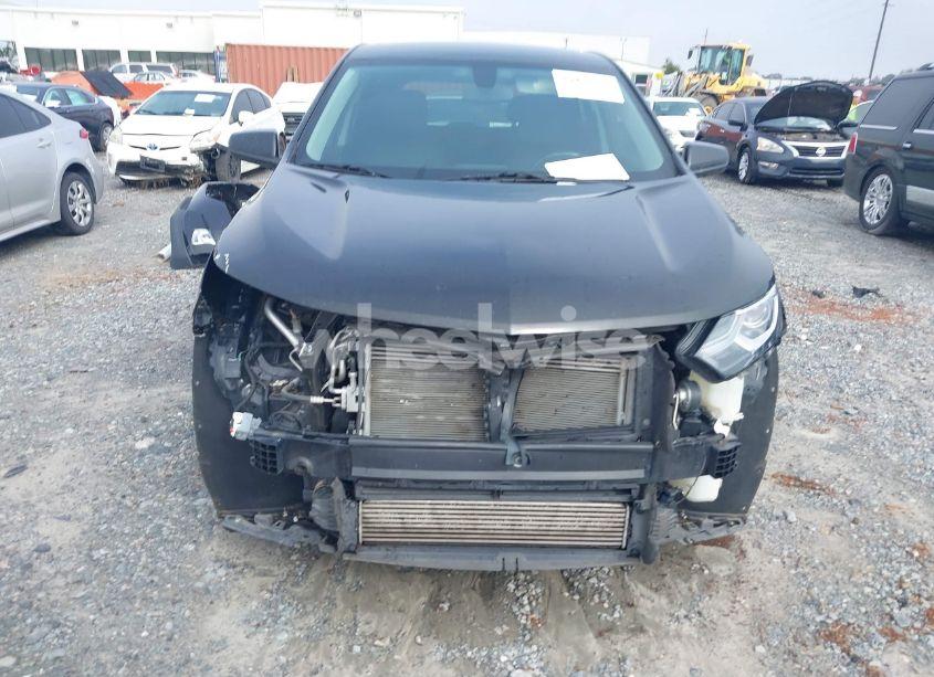 Photo 12 of 2019 Chevrolet Equinox LT (VIN 2GNAXKEV5K6120233)