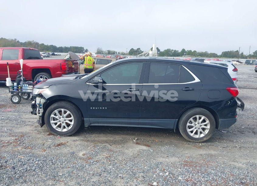 Photo 14 of 2019 Chevrolet Equinox LT (VIN 2GNAXKEV5K6120233)
