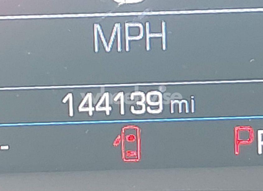 Photo 15 of 2019 Chevrolet Equinox LT (VIN 2GNAXKEV5K6120233)