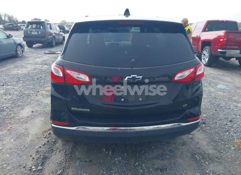 Photo 16 of 2019 Chevrolet Equinox LT (VIN 2GNAXKEV5K6120233)
