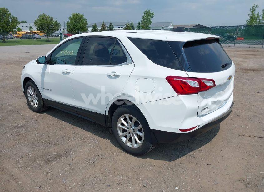 Photo 3 of 2019 Chevrolet Equinox LT (VIN 2GNAXKEV5K6158738)