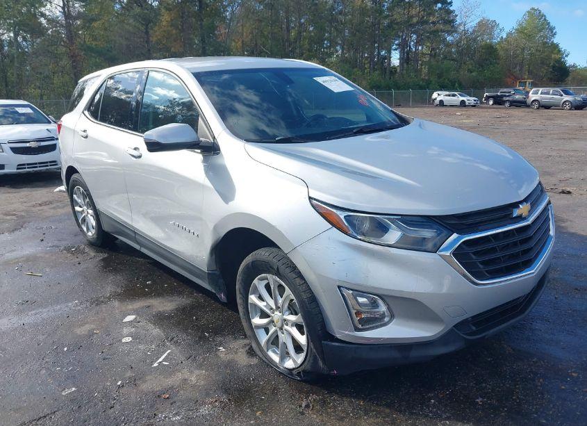2019 Chevrolet Equinox LT (VIN 2GNAXKEV5K6223054) main photo