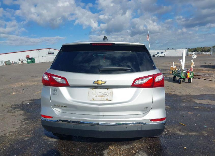 Photo 16 of 2019 Chevrolet Equinox LT (VIN 2GNAXKEV5K6223054)