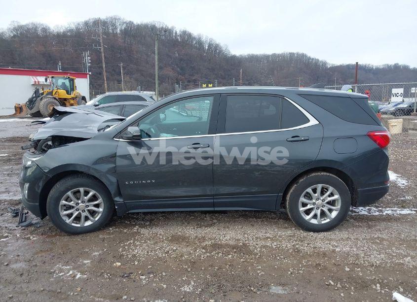 Photo 14 of 2019 Chevrolet Equinox LT (VIN 2GNAXKEV5K6233812)