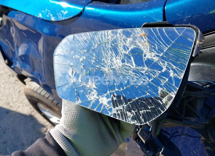 Photo 5 of 2019 Chevrolet Equinox LT (VIN 2GNAXKEV5K6244910)