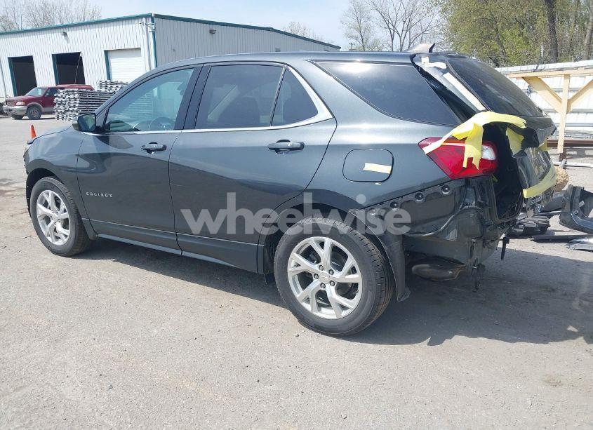 Photo 3 of 2019 Chevrolet Equinox LT (VIN 2GNAXKEV5K6248763)