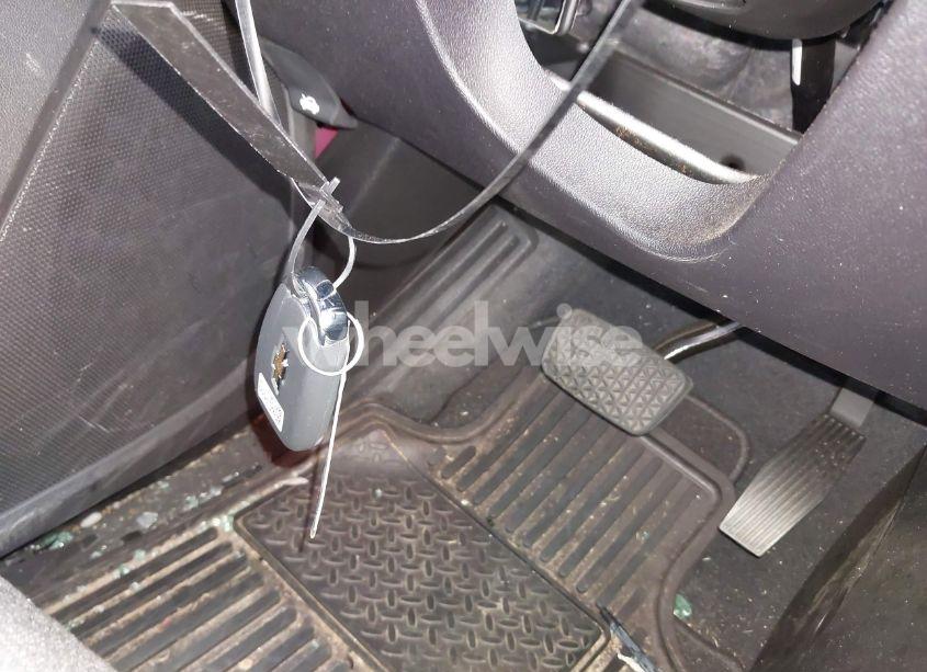 Photo 11 of 2019 Chevrolet Equinox LT (VIN 2GNAXKEV5K6264221)