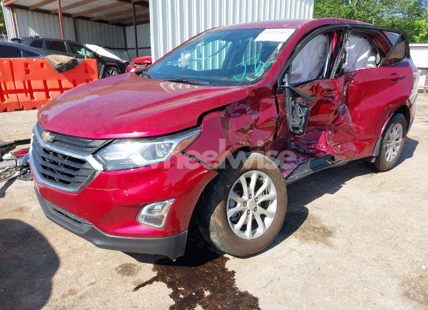 Photo 2 of 2019 Chevrolet Equinox LT (VIN 2GNAXKEV5K6264221)