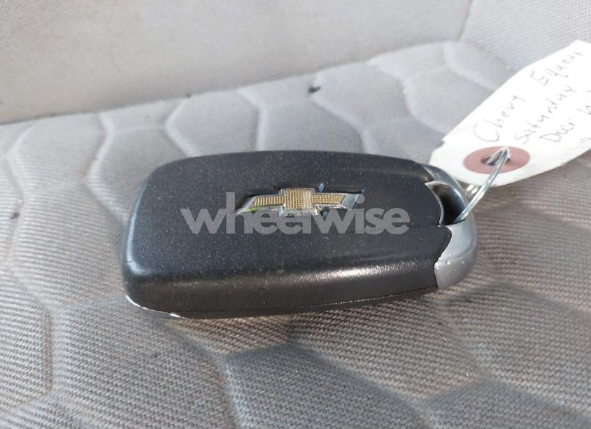 Photo 11 of 2019 Chevrolet Equinox LT (VIN 2GNAXKEV5K6290933)